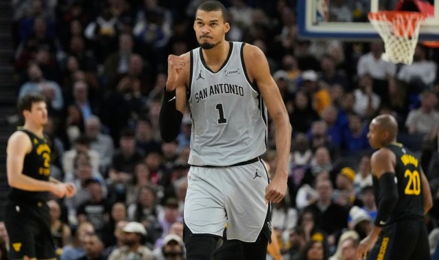 nba直播-文班亚马26+9福克斯27+8 马刺力克勇士六连胜